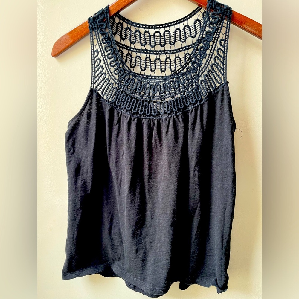 3/$25 Forever 21 black cotton sleeveless blouse. Size small.